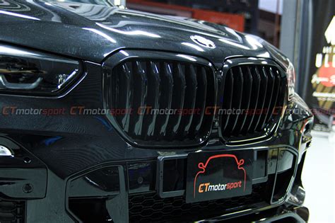 BMW X5 G05 Installed Front Grille Gloss Black SIngle Fin