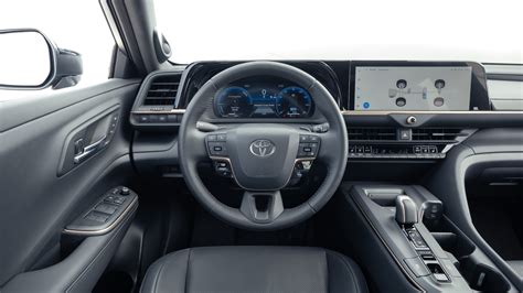 Interior Toyota Crown - Explore The 100+ Images & 10 Videos