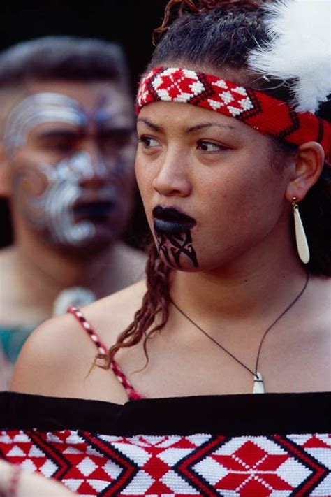 Maori Women of New Zealand | Maori people, Polynesian people, Maori