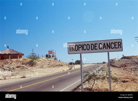 Tropico de cancer hi-res stock photography and images - Alamy