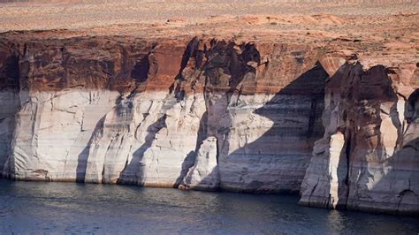 Recreation at risk as Lake Powell dips to historic low