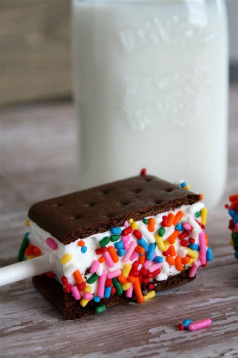 Mini Ice Cream Sandwich Pops | Sidetracked Sarah