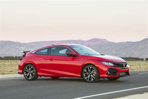 2017 Honda Civic Si First Drive Review | Automobile Magazine