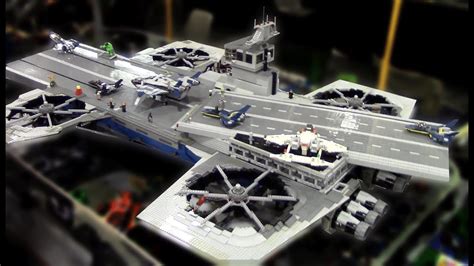 The Avengers Lego Helicarrier at Comic Con by Jason Simmons of ULUG - YouTube