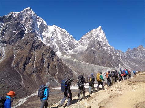 Article on the Everest base camp trek