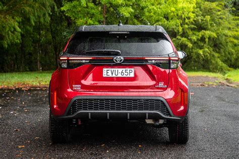 2023 Toyota Yaris Cross Hybrid evaluate - offroadingblog.com