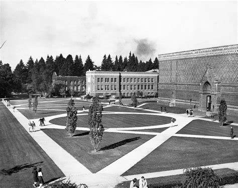 Memorial Quad. ©University of Oregon Libraries - Special Collections and University Archives ...