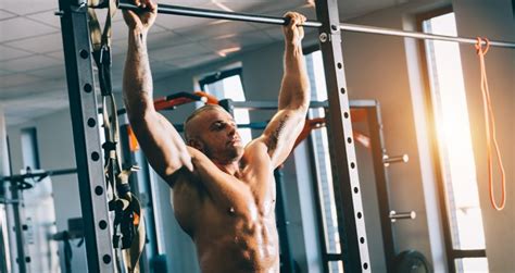 The Many Exercises To Perform On A Pull-Up Bar For Gains