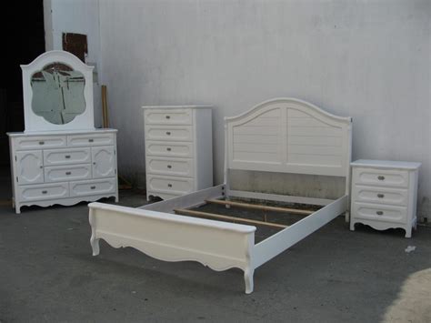 BN-BR10 white birch classic bedroom furniture - BAONGOC WOODEN FURNITURE