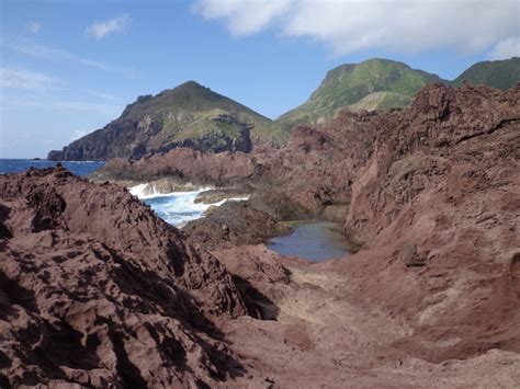 Tide pools on Saba, Dutch Caribbean #Saba #Caribbean