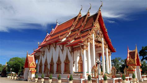 The beauty of Wat Chalong temple – The Boathouse, Phuket