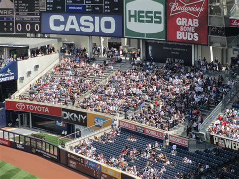 Cheap Seats at Yankee Stadium - MLB Ballpark Guides