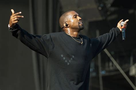 10 Best Kanye West Songs of All Time - Singersroom.com