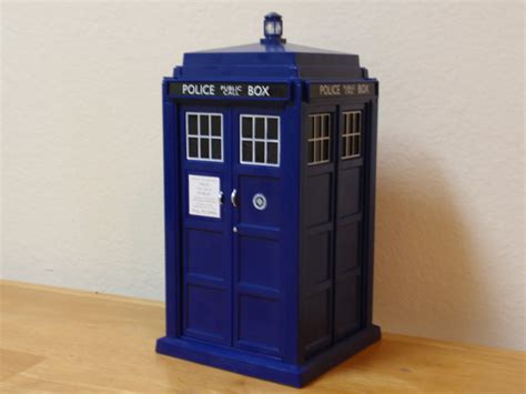 A Year of Toys: #79: Doctor Who Flight Control TARDIS