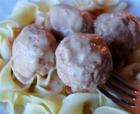 Slow Cooker Swedish Meatballs | Cooking Mamas