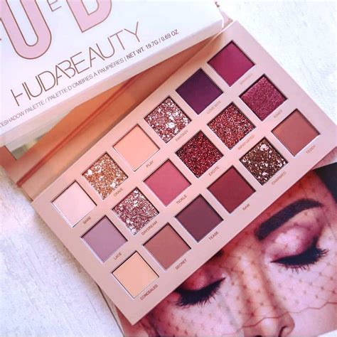 Huda Beauty NUDE eyeshadow palette BNIB Fast/Free Shipping