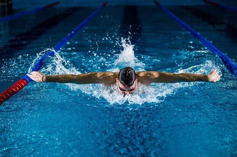 Learn 8 Different Swimming Styles, Strokes, & Techniques