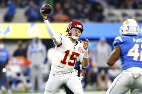 Chiefs vs Chargers: 8 winners and 5 losers - Arrowhead Pride