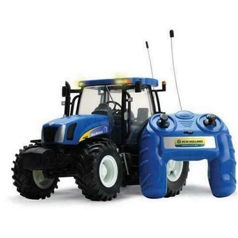 Britains 42601 Radio Controlled New Holland Tractor — Farm Toys Online