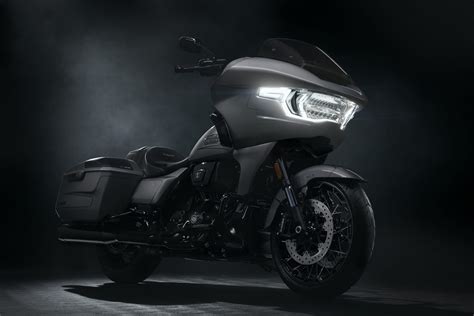 New Harley-Davidson CVO Street Glide, Road Glide Coming Soon ...