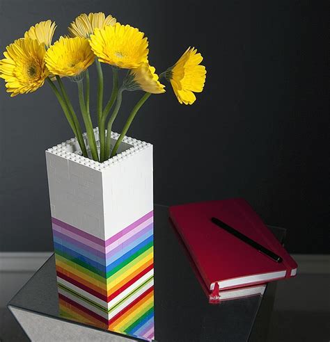 10 DIY Vases For Your Beautiful Flowers | Lego craft, Lego projects, Lego decorations