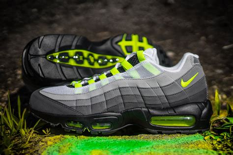 Nike Air Max 95 OG Neon 2015 - Sneaker Bar Detroit