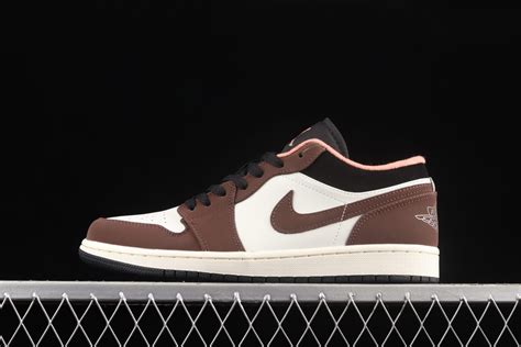 Air Jordan 1 Low Mocha 2019 Replica Sneakers • SneakerDouble