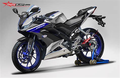 R15-NEW-2017--R1M-wannabe-silver | MOTOBLAST