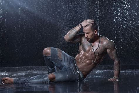 Download Barefoot Muscle Tattoo Man Model HD Wallpaper