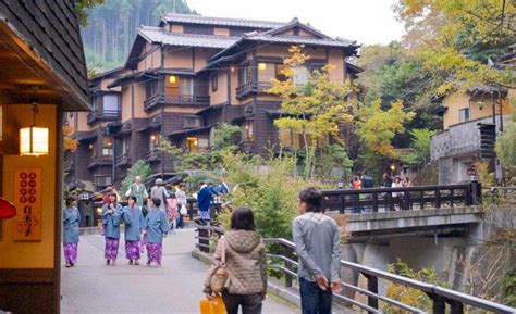 11 Amazing Onsen Resorts in Japan to Relax Away From the City — Hot Springs in Gunma, Kyushu ...