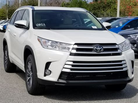 New 2018 Toyota Highlander XLE Sport Utility in Orlando #8690165 | Toyota of Orlando