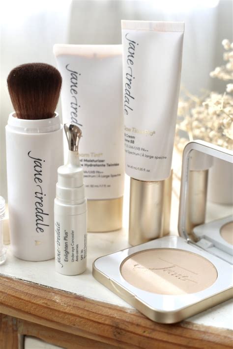 Jane Iredale Foundation Review - ORGANIC BEAUTY LOVER