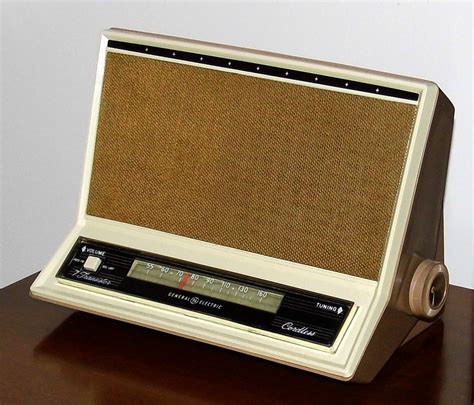 Vintage General Electric Cordless Transistor Table Radio, … | Flickr