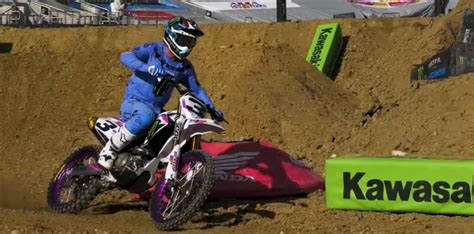 Video: '24 San Diego Supercross Press Day Practice RAW!