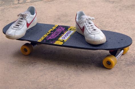 Marty McFly\'s Skateboard - Valterra Splatter Deck Conversion | Skateboard, Marty mcfly, Mcfly