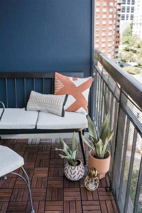 Decorate your Apartment Balcony with a Vibe & Color Palette