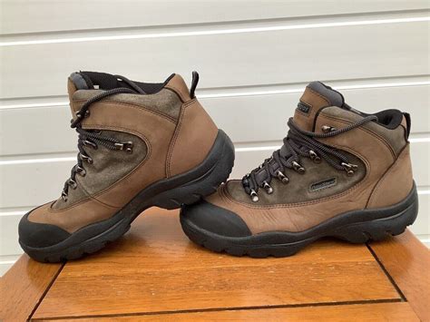 5 Best Hiking Boots for Wide Feet (2024 Buying Guide)