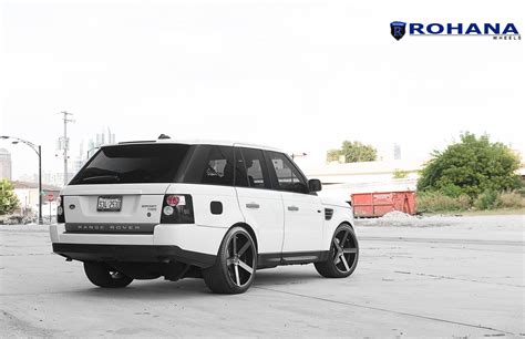 Range Rover Sport HSE on Rohana RC22 Custom Wheels — CARiD.com Gallery