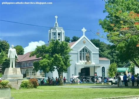 Philippine Catholic Churches: SAN NICOLAS DE TOLENTINO PARISH CHURCH, Castillejos, Zambales