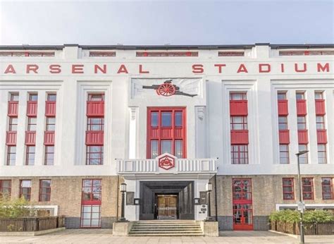 Arsenal Video - Look at the history of Highbury and how it looks now ...