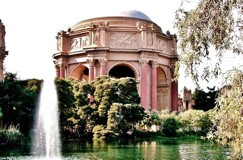 San Francisco, Palace Legion of Honor. Wish the water didn't look Green ...