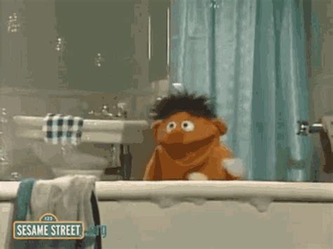 Ernie Bath Do De Rubber Duck With Ernie GIF - Ernie Bath Do De Rubber Duck With Ernie Sesame ...