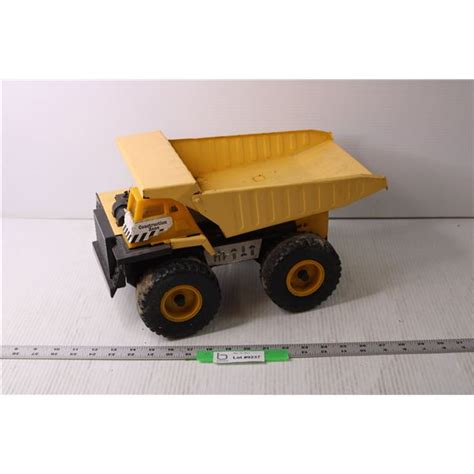 Metal Toy Truck - Bodnarus Auctioneering