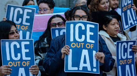 Los Angeles gets one step closer to 'Sanctuary City' for immigrants ...