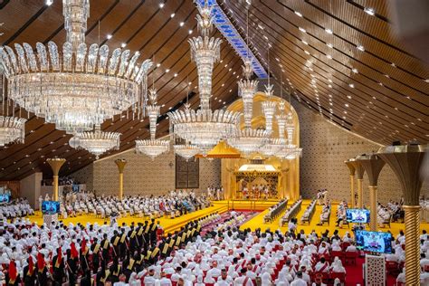 Brunei comes to a standstill for royal wedding of Prince Abdul Mateen - tipatkaiganteng