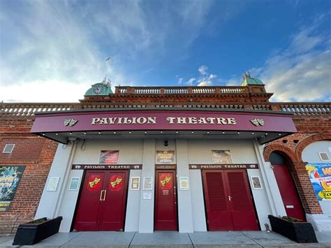 Like going back in time..... - Reviews, Photos - Pavilion Theatre & Bandstand Gorleston ...