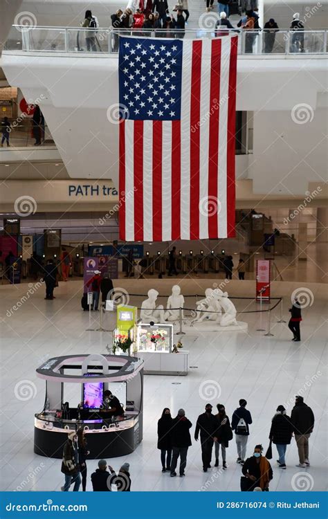 The Oculus of the Westfield World Trade Center Transportation Hub in New York Editorial Stock ...