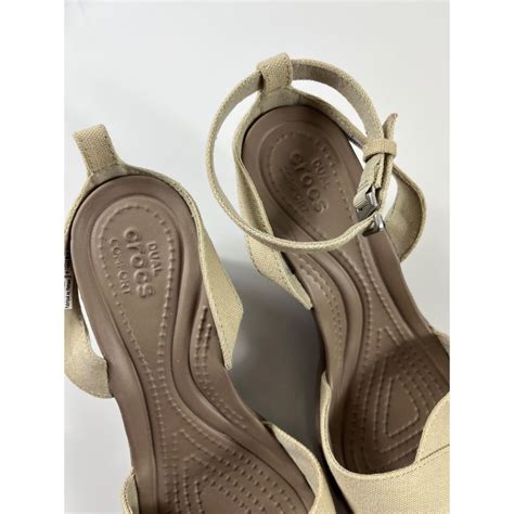 Crocs Women’s Leigh II Cross-Strap Ankle Wedge Sandals Size 8 Beige ...