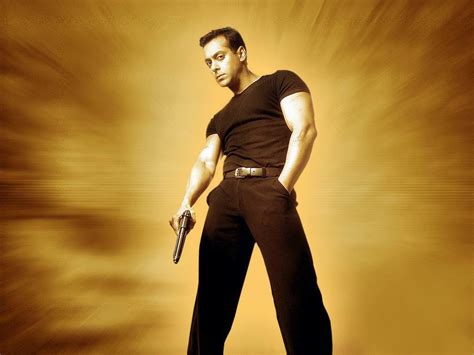 Desktop Mobile Photos: Salman Khan: Pics Action With Guns