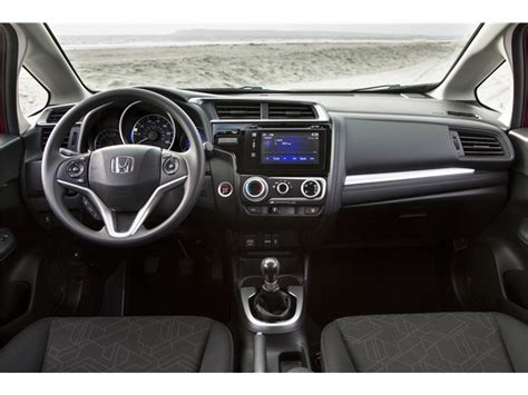 2017 Honda Fit Interior | U.S. News & World Report